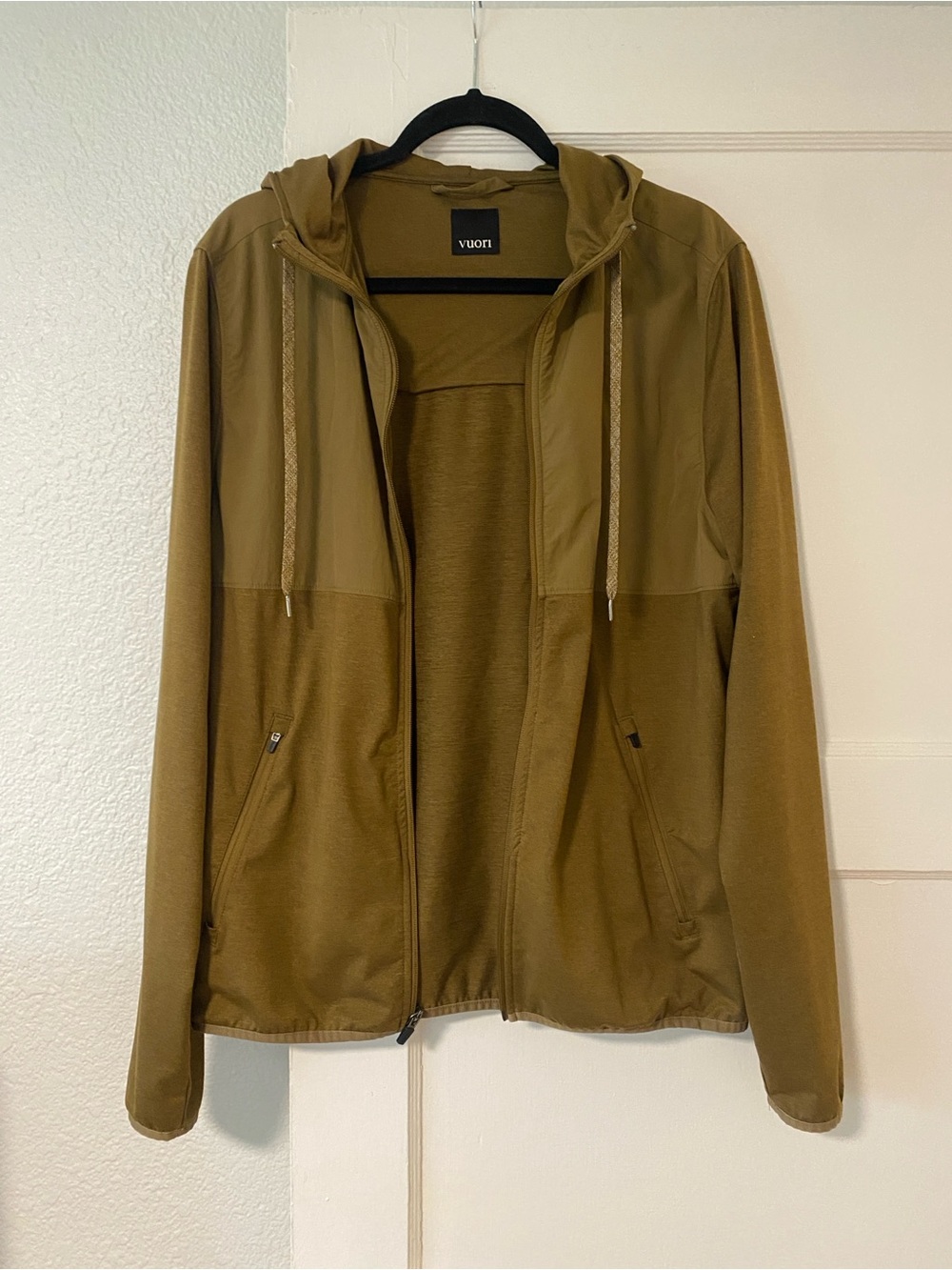 Vuori Men's Olive Green Hooded Windbreaker Jacket